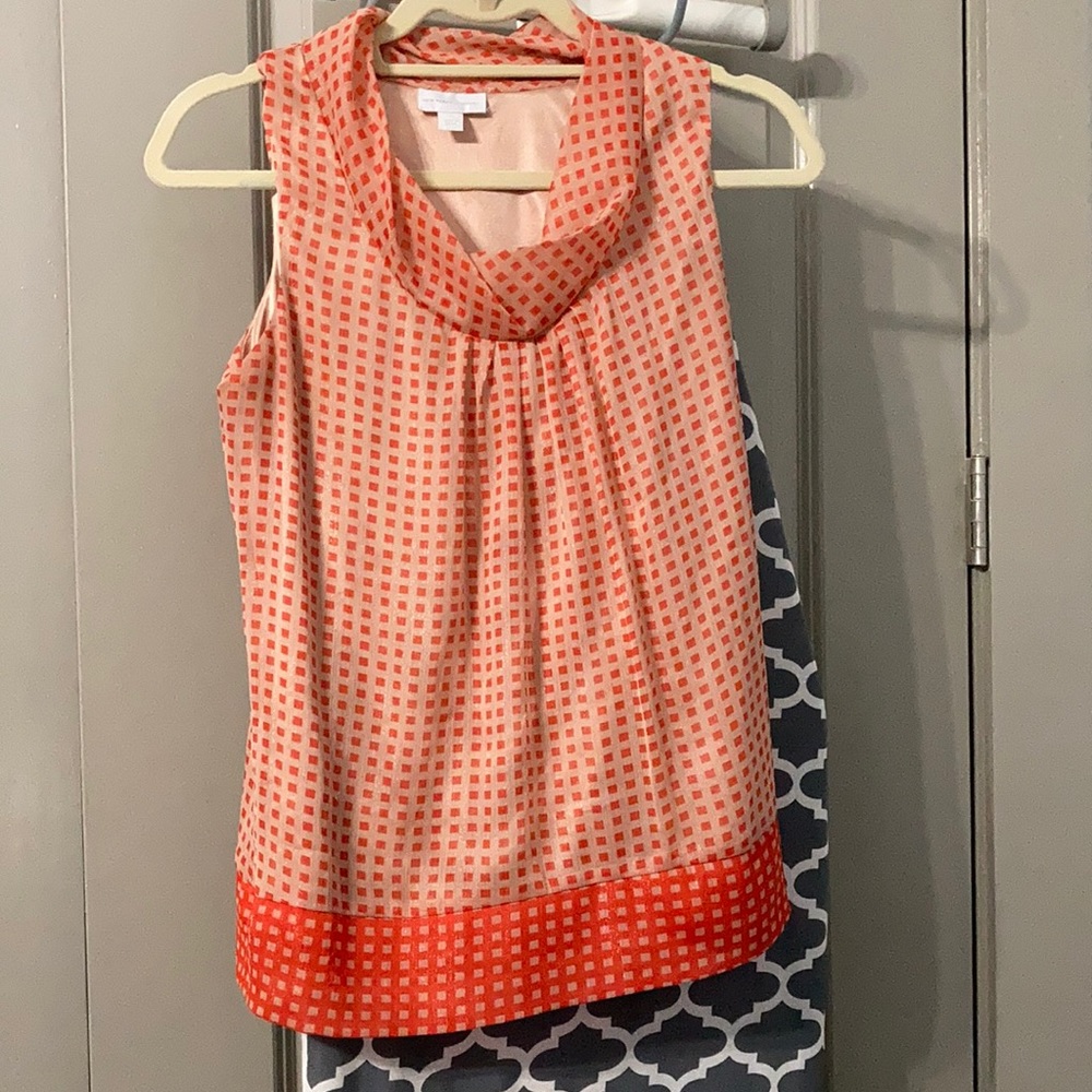 Sleeveless lined blouse